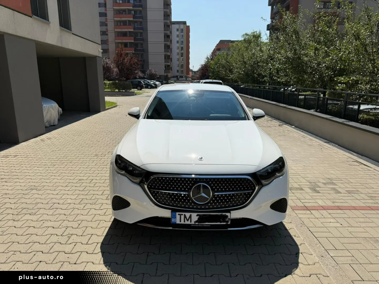 Mercedes-Benz E 300