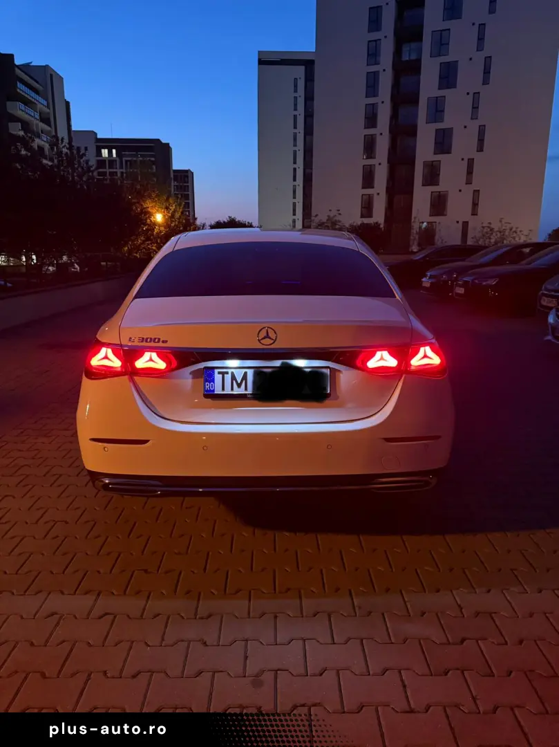 Mercedes-Benz E 300