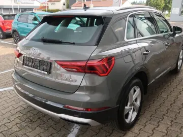AUDI Q3 1 5 TFSI advanced Mild Hybrid  APP  ACC  LED