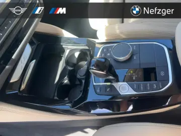 BMW X4 xDrive20i AHK Head-Up Komfortzugang Sportsitz