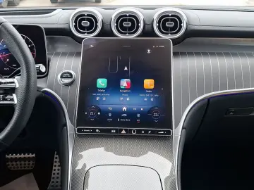 MERCEDES-BENZ GLC 300 4M AMG Prem HuD Winter Keygo 3…