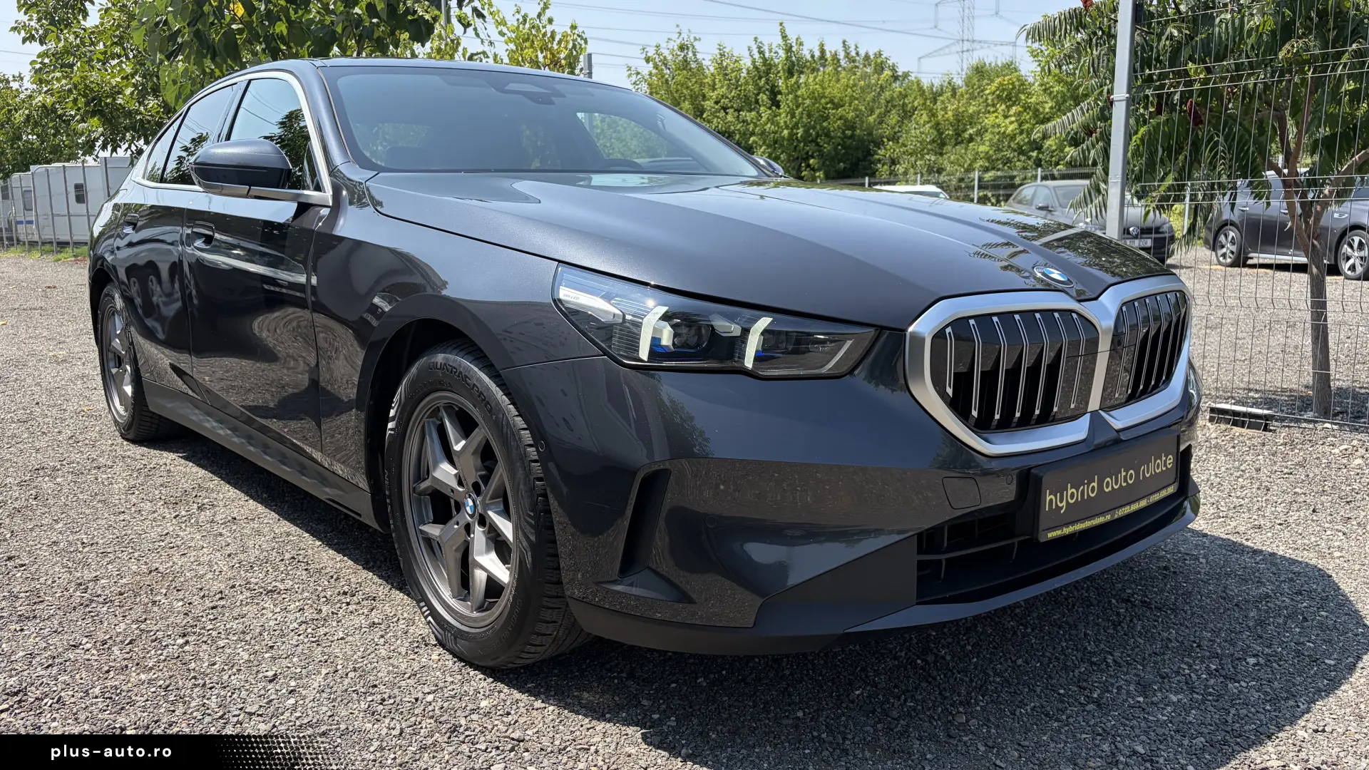 BMW 520 2.0 BENZINA MHEV 208 CP