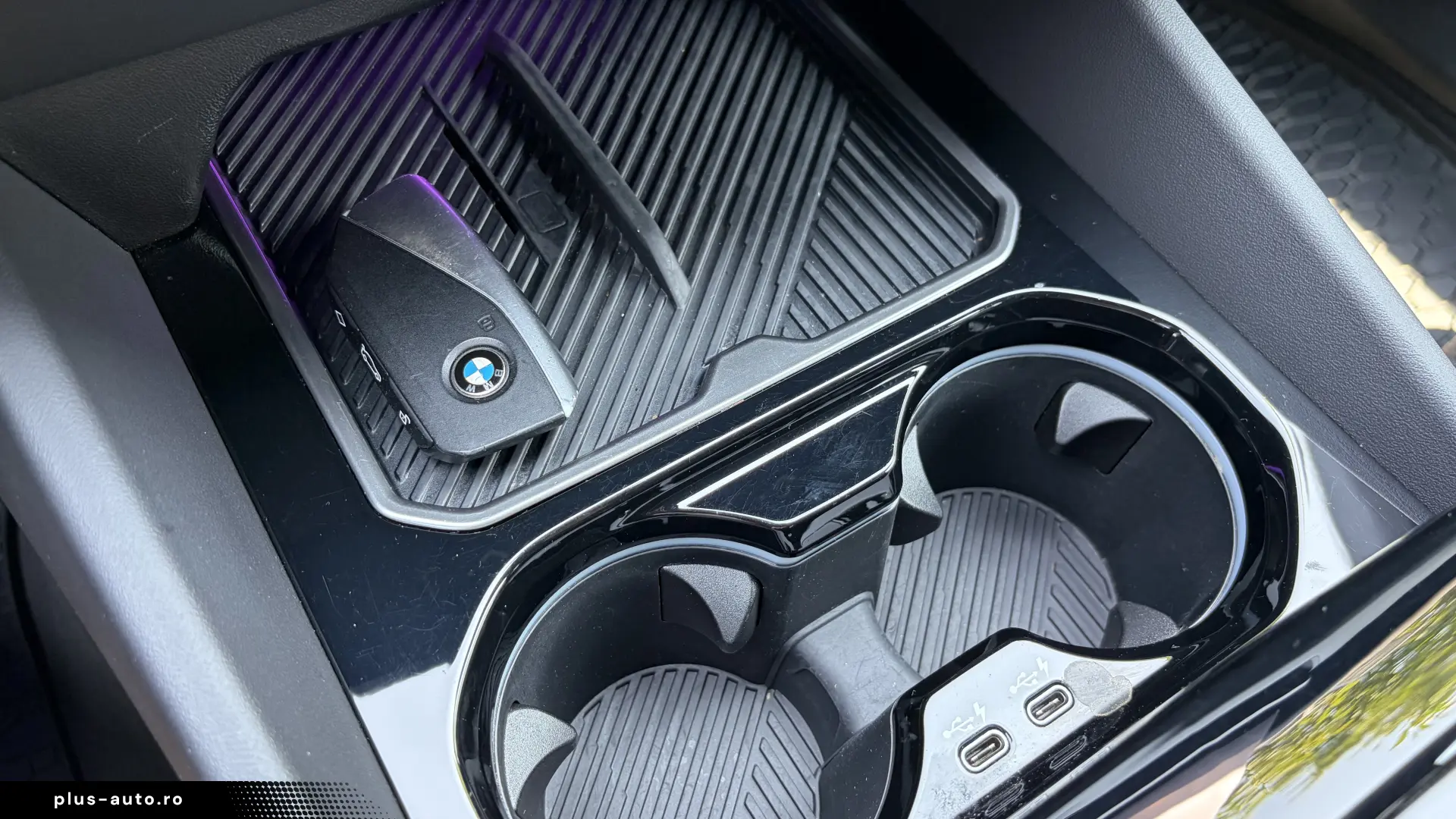 BMW 520 2.0 BENZINA MHEV 208 CP