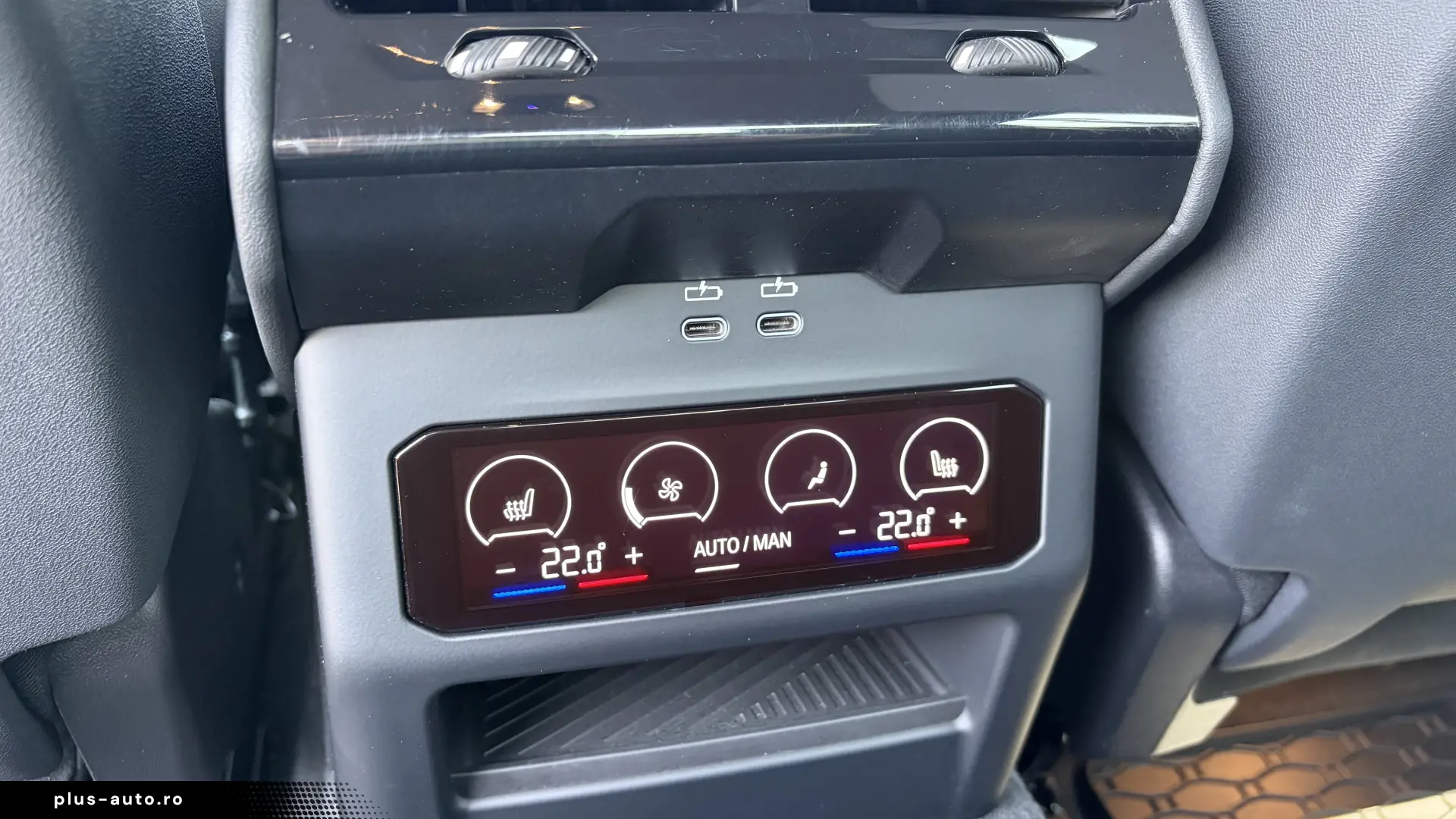 BMW 520 2.0 BENZINA MHEV 208 CP