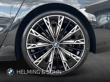 BMW 740 xDrive Sportpaket B&W Surround DAB
