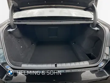 BMW 740 xDrive Sportpaket B&W Surround DAB