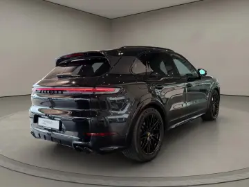 Porsche Cayenne S E-Hybrid