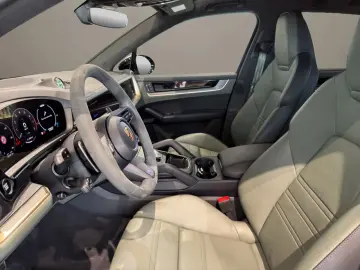 Porsche Cayenne S E-Hybrid