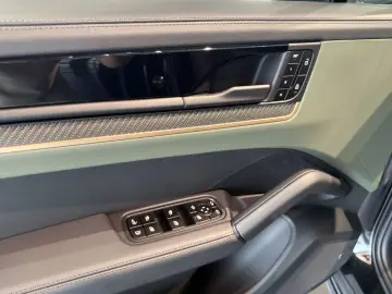 Porsche Cayenne S E-Hybrid