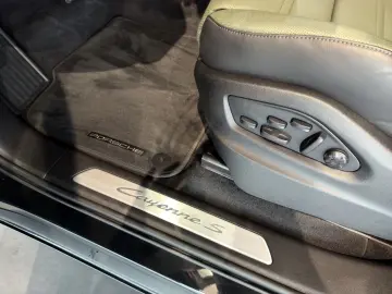 Porsche Cayenne S E-Hybrid