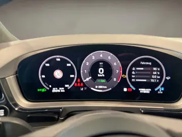 Porsche Cayenne S E-Hybrid