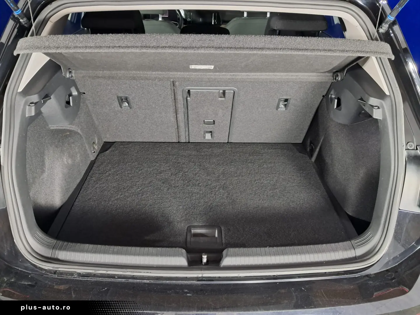 VOLKSWAGEN GOLF VIII DSG7 CONFORTLINE