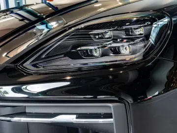 Porsche Cayenne Black Edition