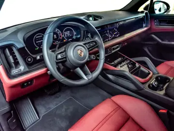 Porsche Cayenne Black Edition
