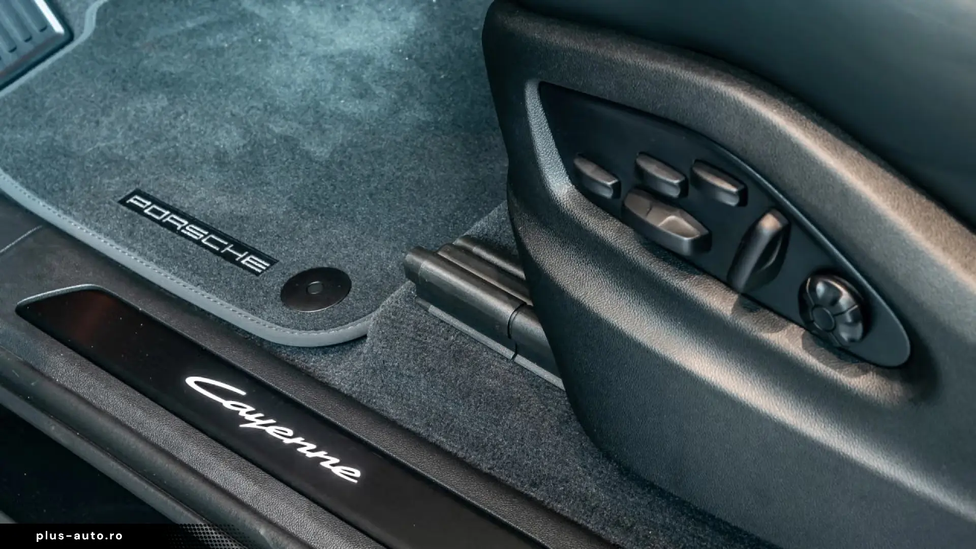 Porsche Cayenne Black Edition