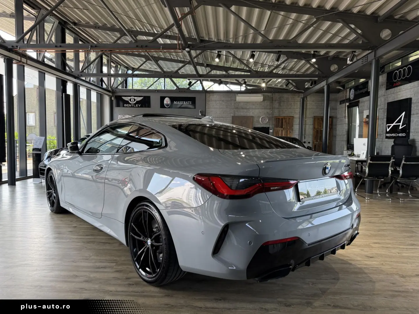 BMW M440 i Coupé DEUTSCH G.SHD AHK KAMERA H&K