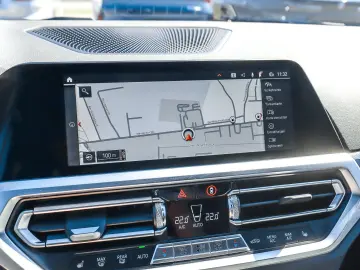 BMW M440i xDrive M Sport ACC RFK NAVI LED PDC V H