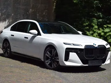 BMW 740i M Sport