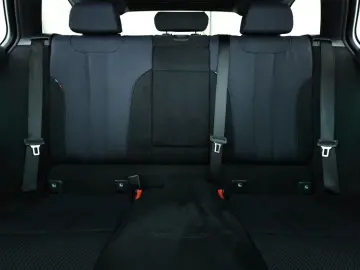 BMW 5er - 530 e M Sport Navi HUD PDC DAB
