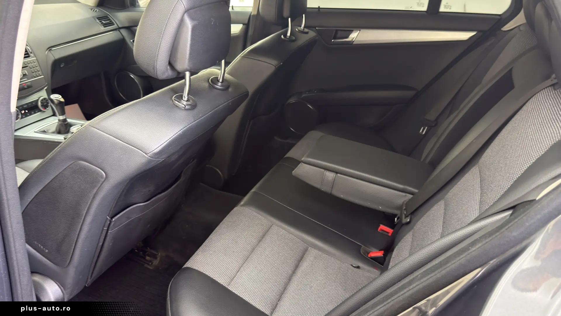Mercedes-Benz   C-Classe   2.2d   136CP   An 2010   Euro 4