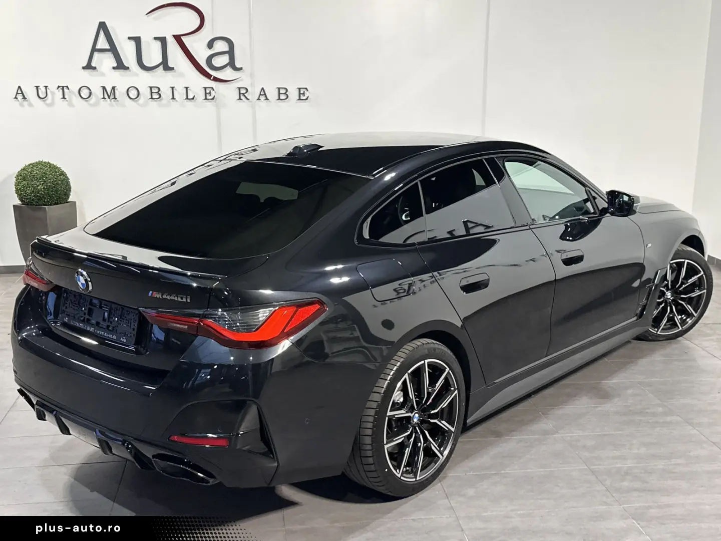 BMW M440i Gran Coupé xDrive NAV LED HEAD-UP AHK 19ZO