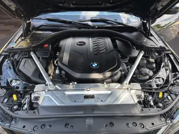 BMW M440i xDrive Coupe Head-Up Laserlicht harman kar