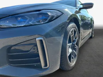 BMW M440i xDrive Gran Coupe  Glasdach  Laser Licht