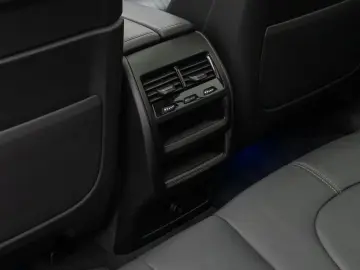BMW X5 M50i Panorama 360  Laser HUD H K Individual