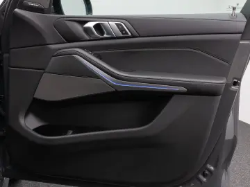 BMW X5 M50i Panorama 360  Laser HUD H K Individual