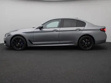 BMW 530d M Sport 360 Laser B&W HUD Individual 19Zoll