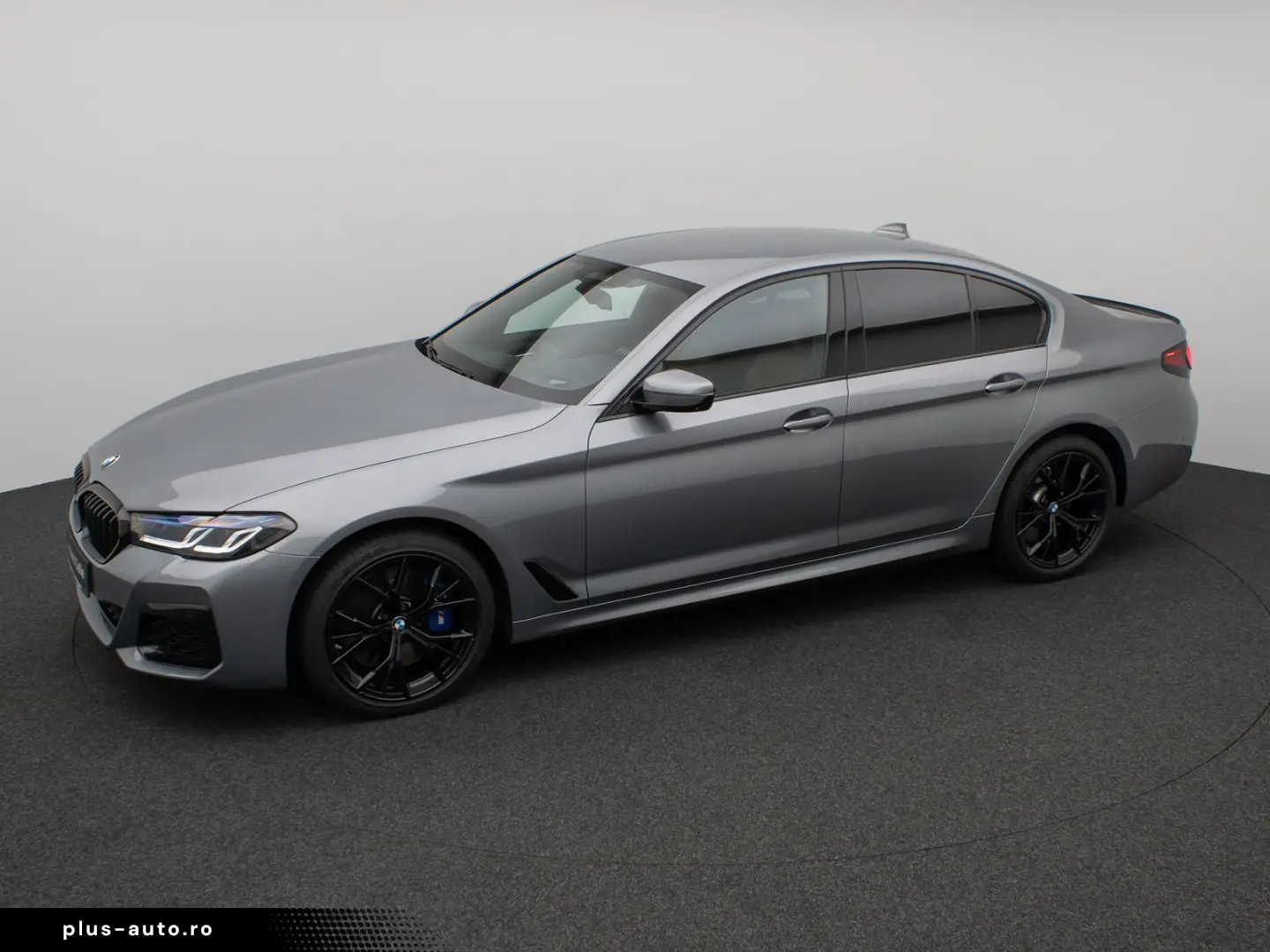 BMW 530d M Sport 360 Laser B&W HUD Individual 19Zoll