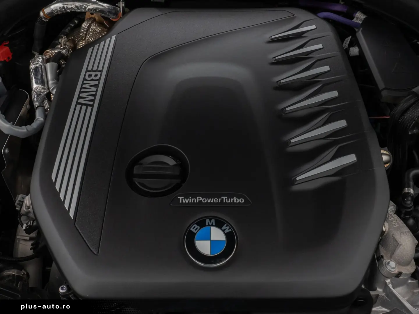 BMW 530d M Sport 360 Laser B&W HUD Individual 19Zoll