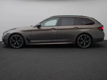 BMW 530d xD M Sport Individual Panorama HUD 20Zoll