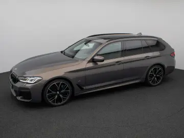 BMW 530d xD M Sport Individual Panorama HUD 20Zoll