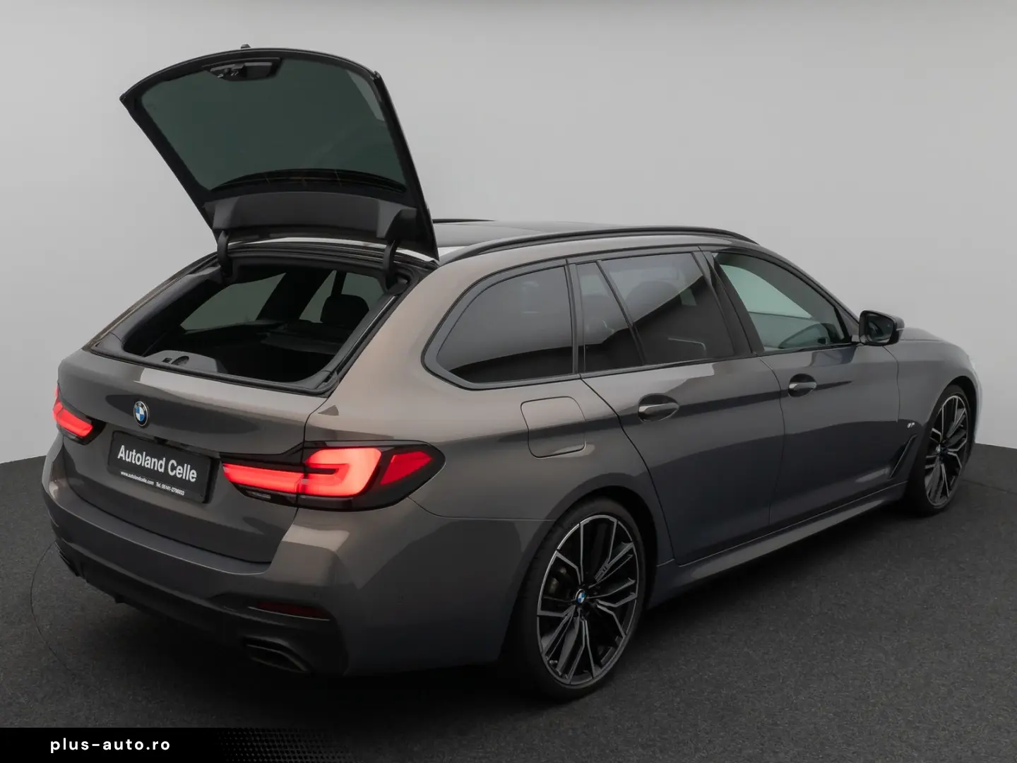 BMW 530d xD M Sport Individual Panorama HUD 20Zoll