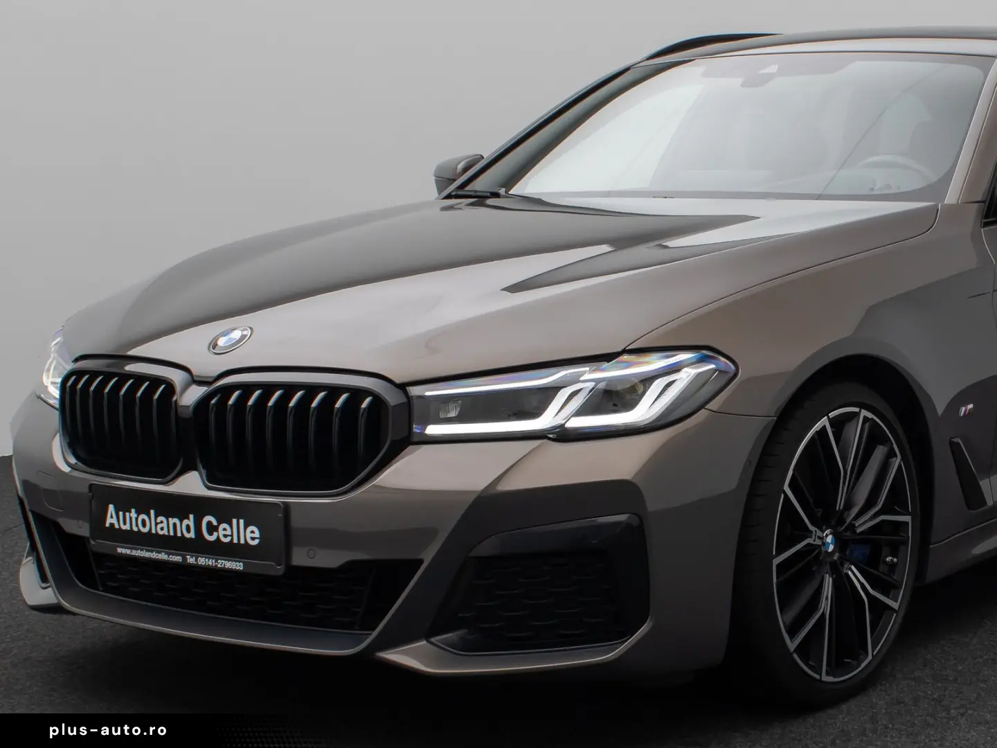 BMW 530d xD M Sport Individual Panorama HUD 20Zoll