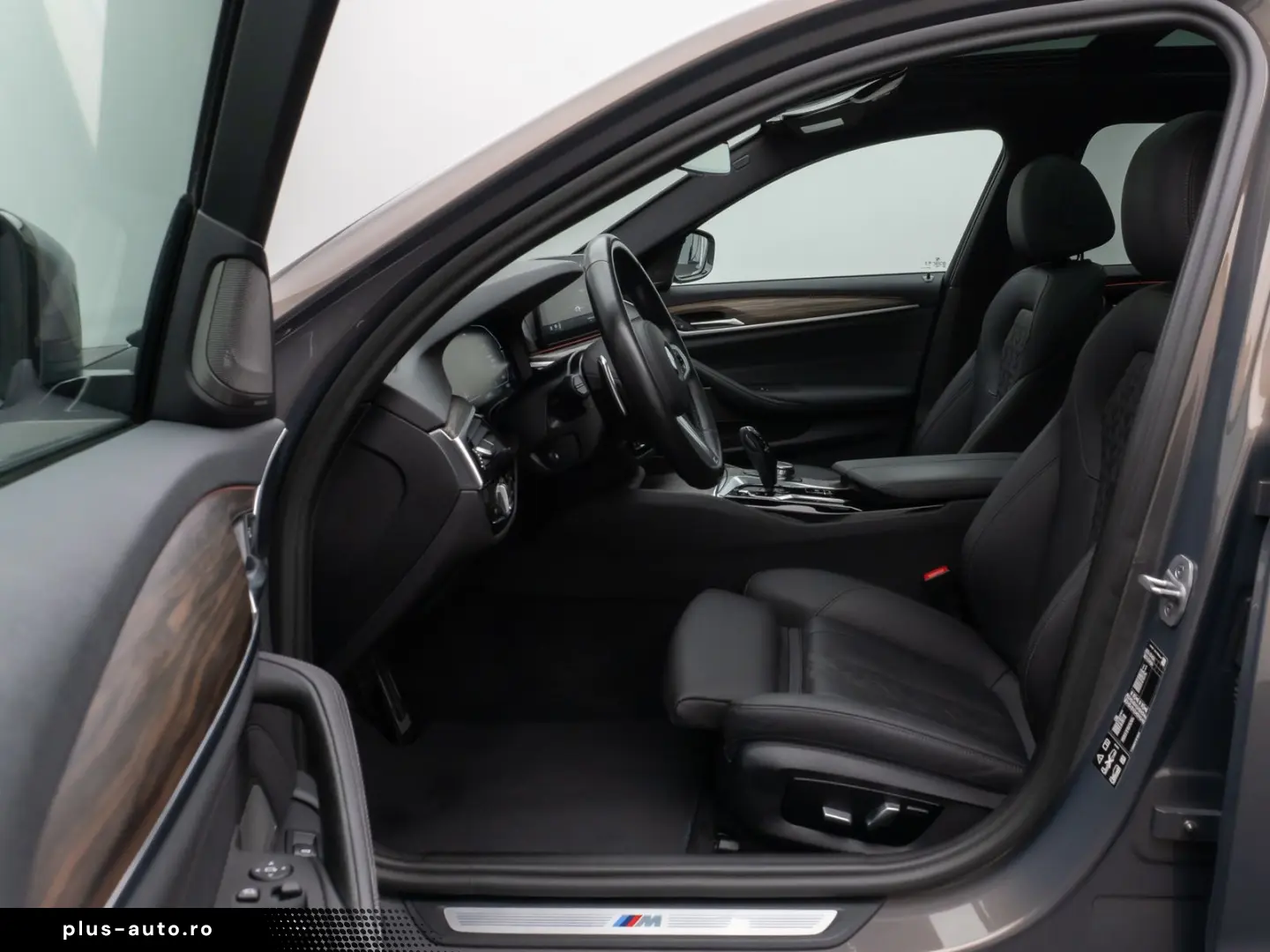BMW 530d xD M Sport Individual Panorama HUD 20Zoll