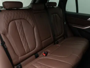 BMW X5 xD45e M Sport 360 HUD DAB H K Individual 21Zl