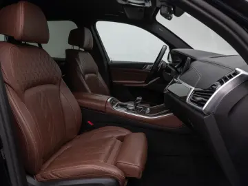 BMW X5 xD45e M Sport 360 HUD DAB H K Individual 21Zl