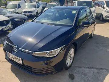 Volkswagen Golf 8 2020 1.0 eTSI DSG Life Mild-Hybrid