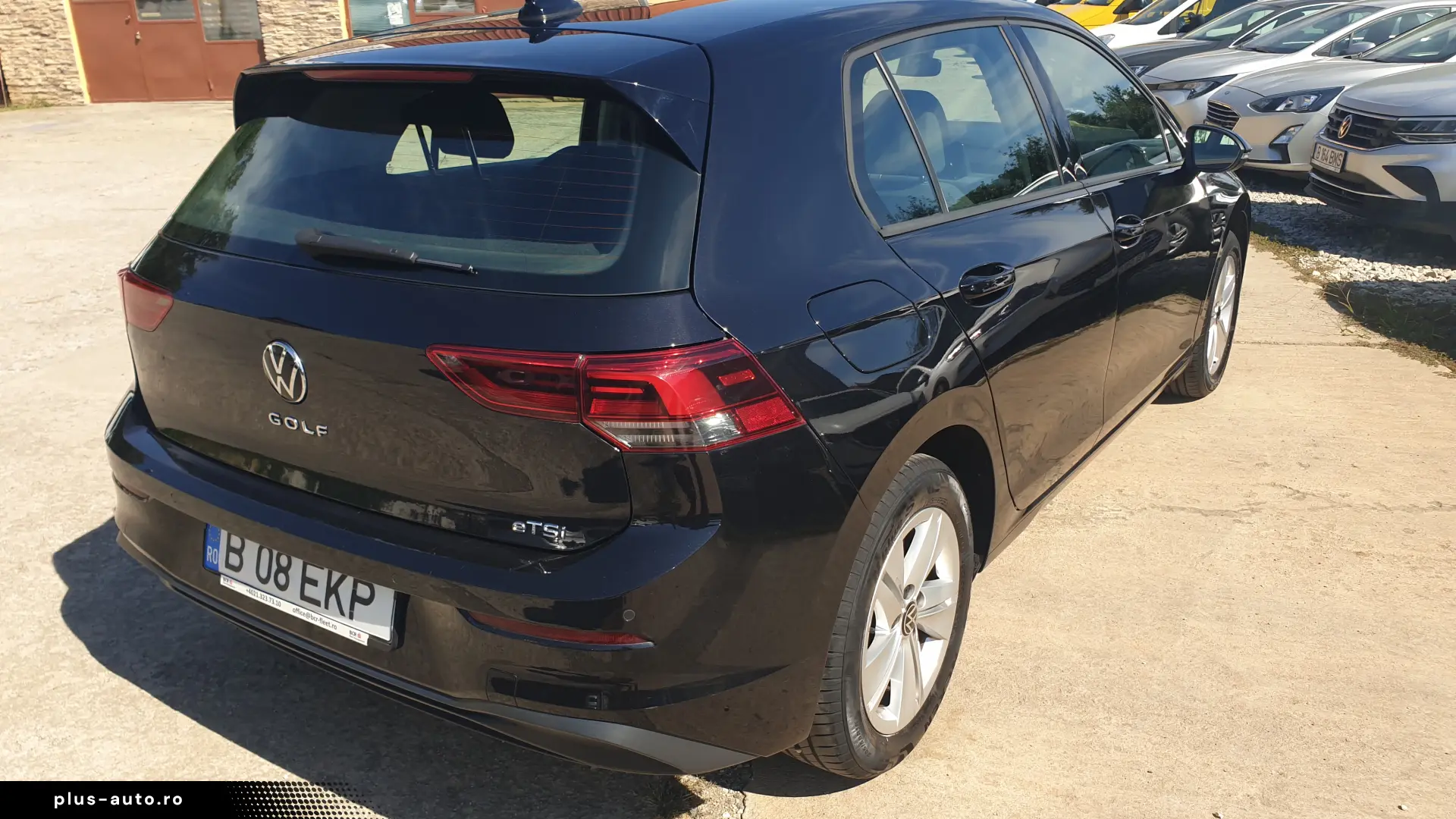 Volkswagen Golf 8 2020 1.0 eTSI DSG Life Mild-Hybrid