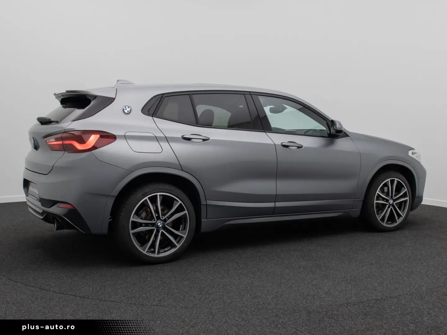 BMW X2 sD20i M Sport Panorama Kamera Individual 19