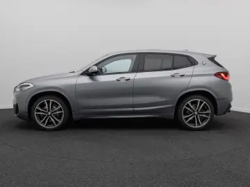 BMW X2 sD20i M Sport Panorama Kamera Individual 19