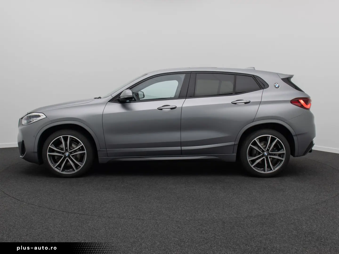 BMW X2 sD20i M Sport Panorama Kamera Individual 19
