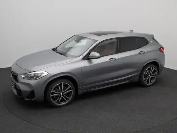 BMW X2 sD20i M Sport Panorama Kamera Individual 19