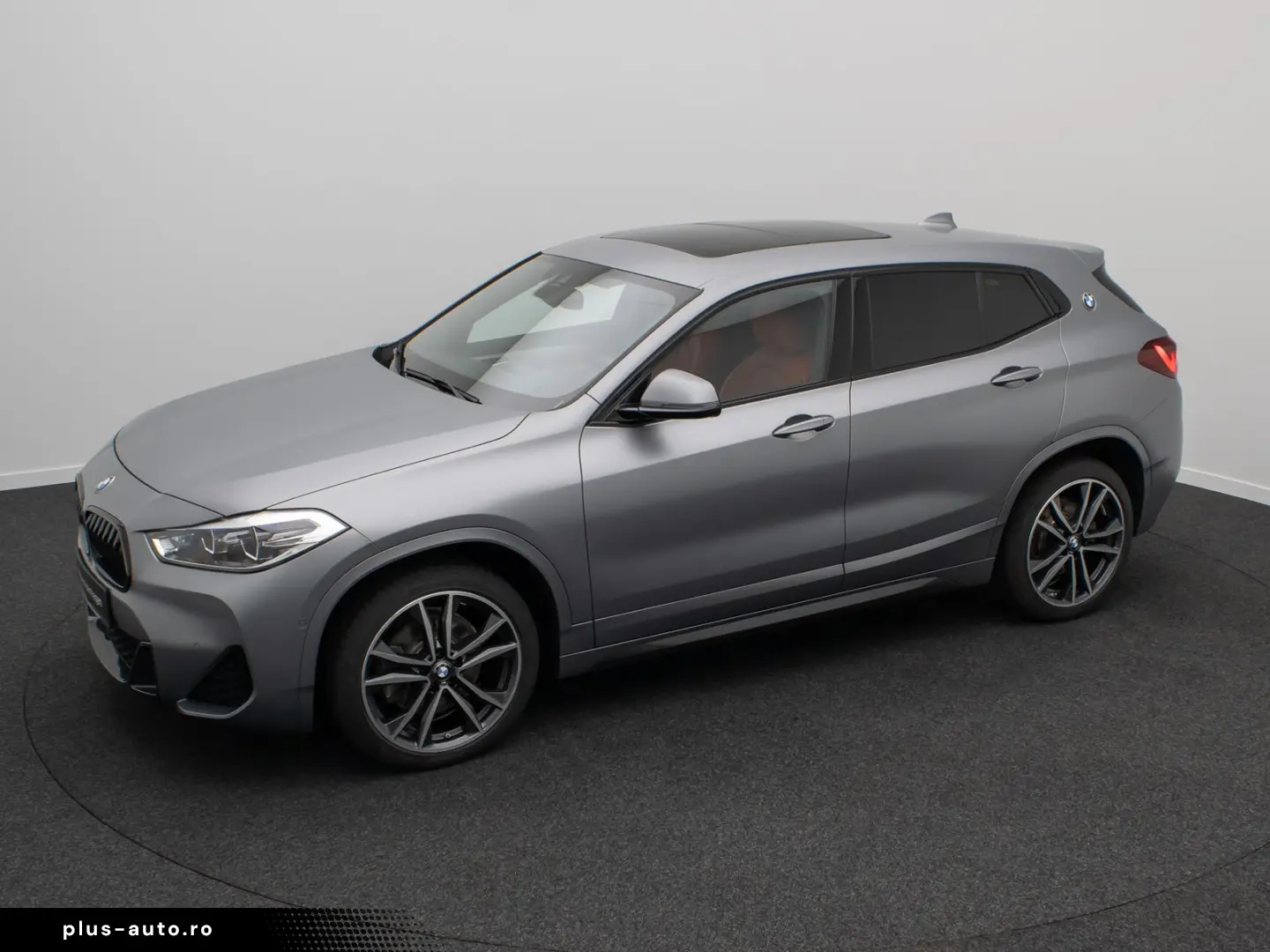 BMW X2 sD20i M Sport Panorama Kamera Individual 19