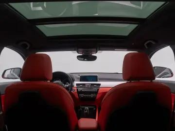 BMW X2 sD20i M Sport Panorama Kamera Individual 19