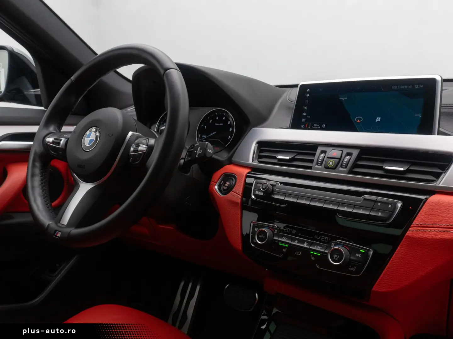 BMW X2 sD20i M Sport Panorama Kamera Individual 19