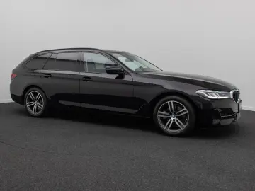 BMW 520d xD Individual Sport HUD DAB Komfort Laser