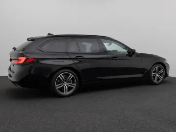 BMW 520d xD Individual Sport HUD DAB Komfort Laser